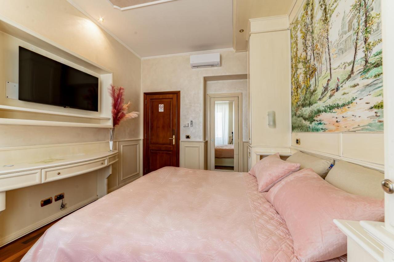Downtown Luxury B&B - Termini Train Station Roma Ngoại thất bức ảnh